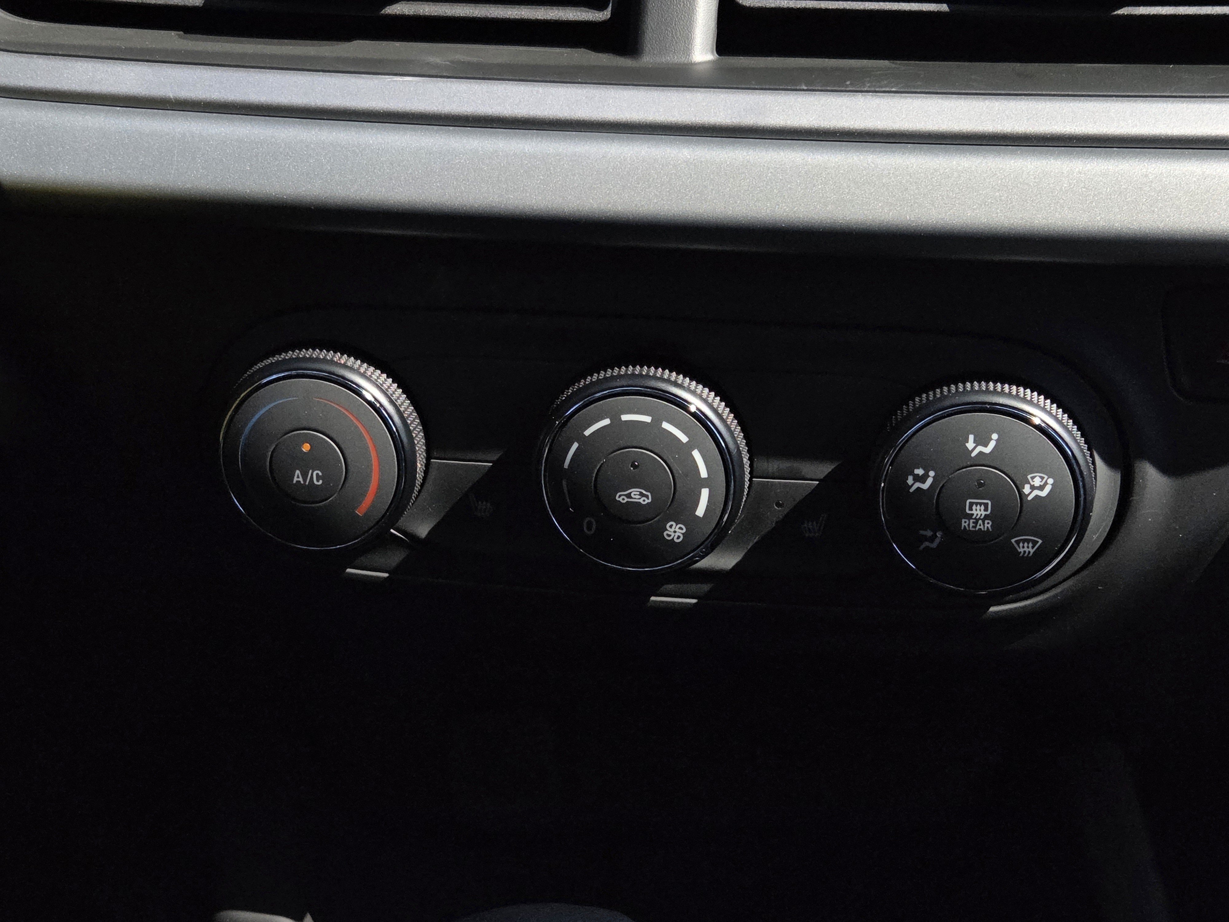 New 2026 Chevrolet Trax LS w/ LS Convenience Package FWD image 12