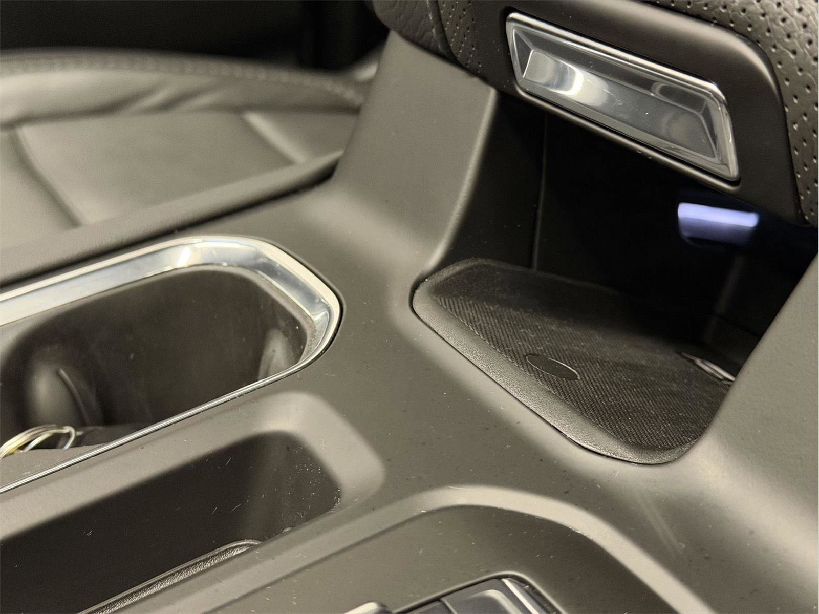 Certified 2025 GMC Sierra 3500 Denali w/ Denali Reserve Package image 57