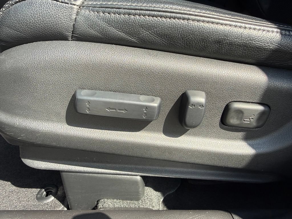 Used 2016 Honda CR-V Touring image 28
