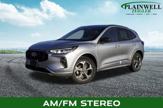 Used 2023 Ford Escape ST-Line image 1