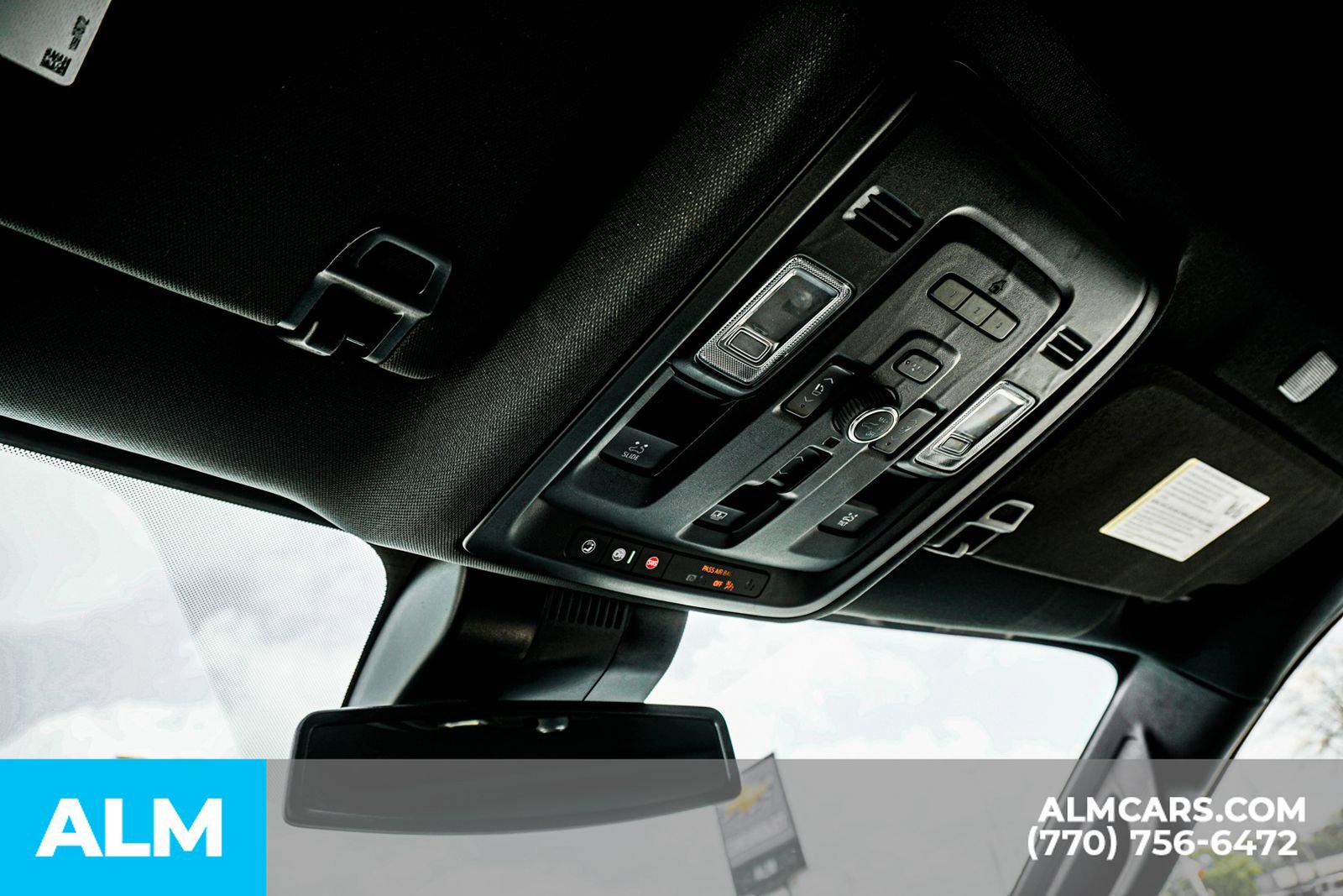 Used 2024 GMC Yukon XL AT4 w/ Technology Package image 65