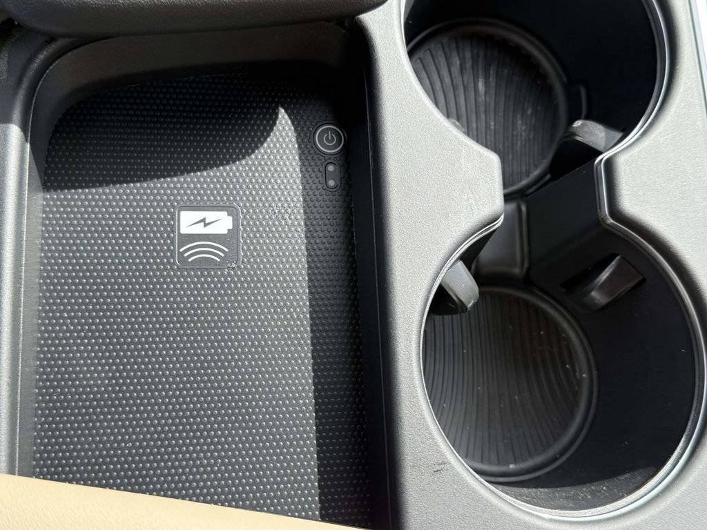 Used 2025 Acura TLX w/ Technology Package image 21