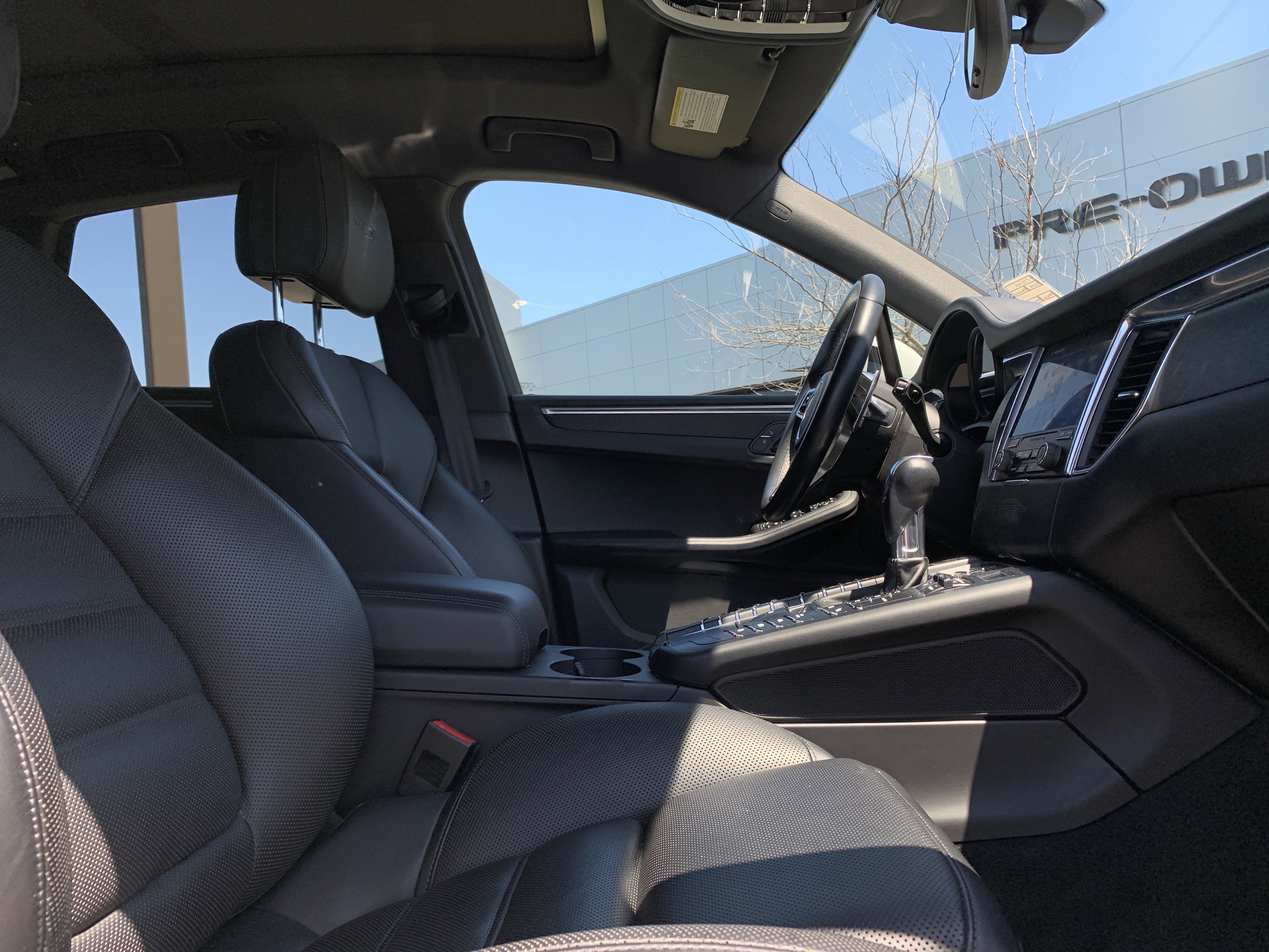 Used 2018 Porsche Macan GTS AWD/4WD image 35