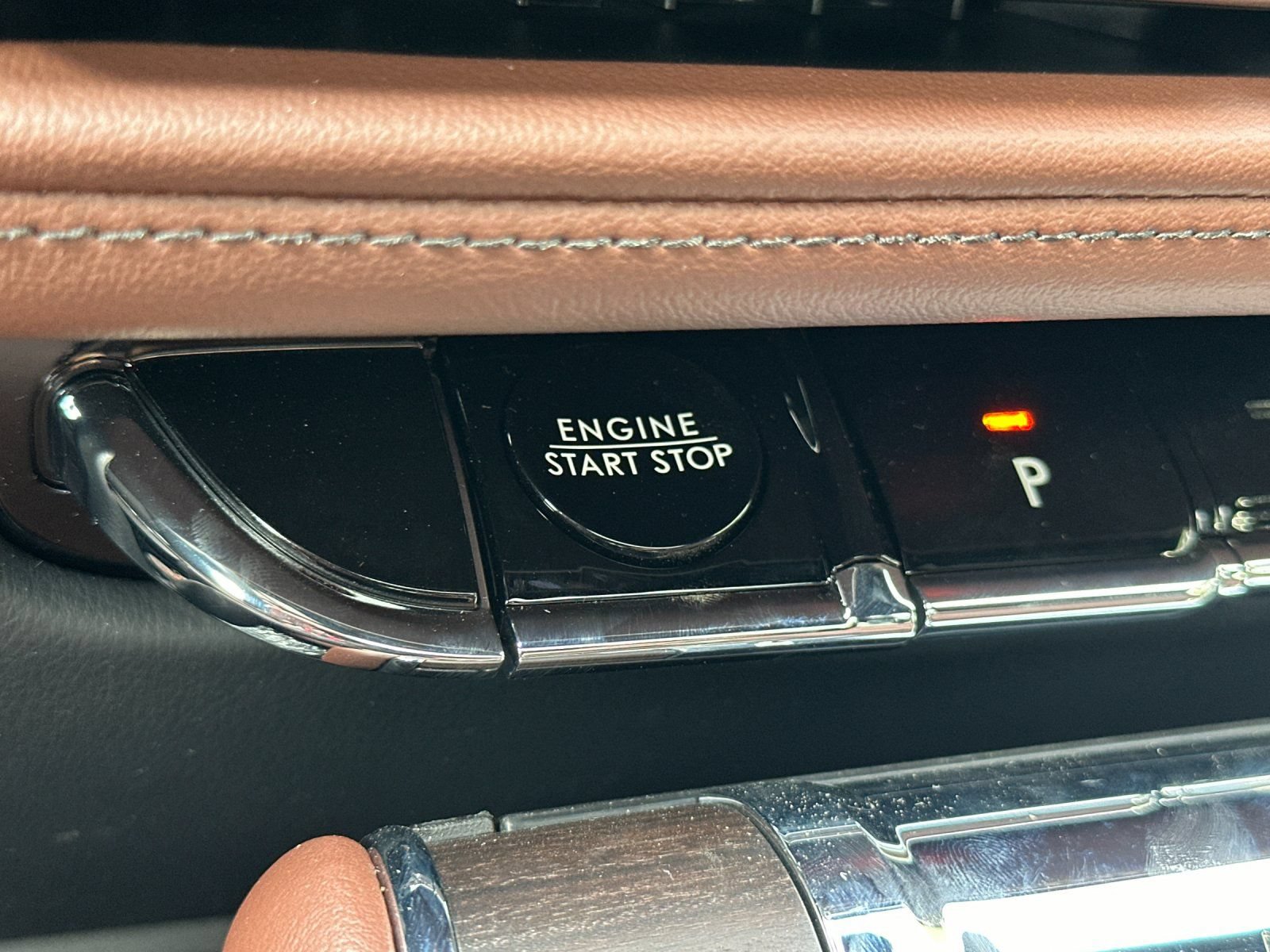 New 2026 Lincoln Aviator Reserve AWD/4WD image 23