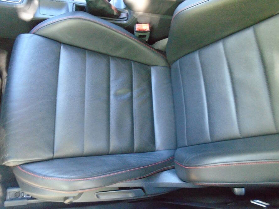 Used 2016 Volkswagen GTI SE w/ Driver Assistance Package image 17