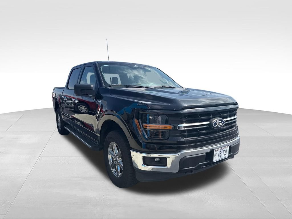 Used 2025 Ford F150 XLT w/ Equipment Group 301A Standard AWD/4WD image 16