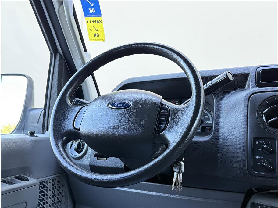Used 2014 Ford E-150 and Econoline 150 Wagon image 33
