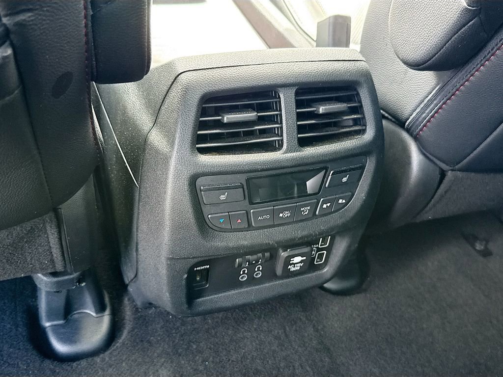 Used 2022 Honda Pilot Black Edition image 28