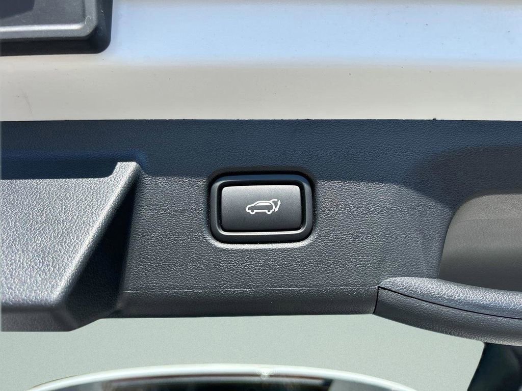 New 2026 Hyundai Tucson SEL image 16