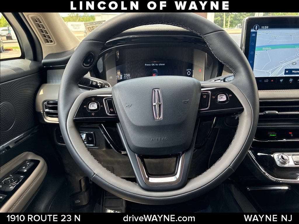 Certified 2025 Lincoln Corsair AWD w/ Equipment Group 101A image 25