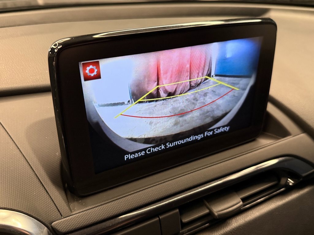 Used 2021 MAZDA MX-5 Miata RF Grand Touring image 12