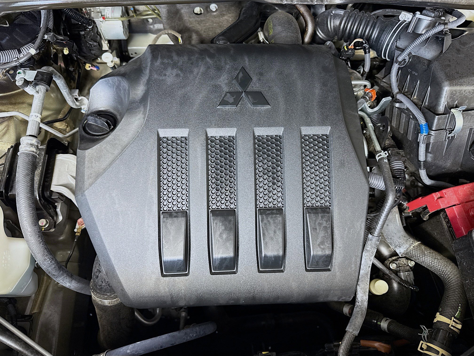 Used 2024 Mitsubishi Eclipse Cross ES image 38