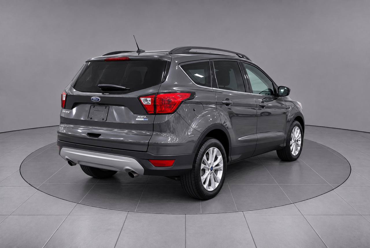Used 2019 Ford Escape SEL AWD/4WD image 6