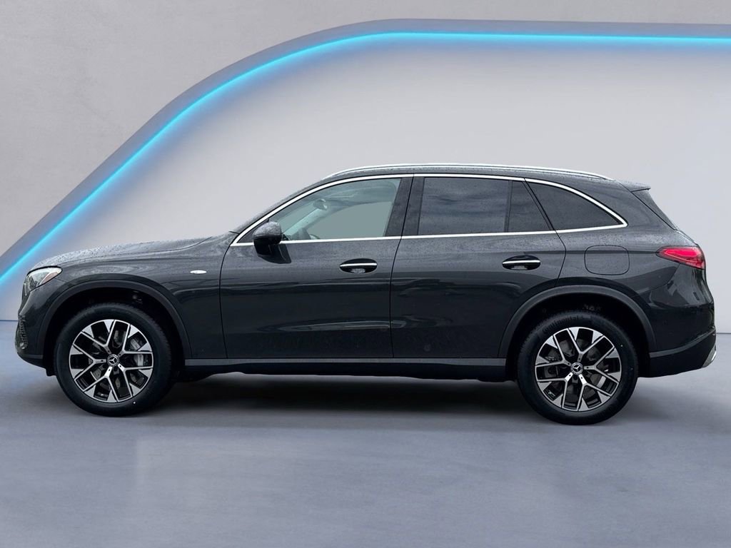New 2025 Mercedes-Benz GLC 350e 4MATIC image 6