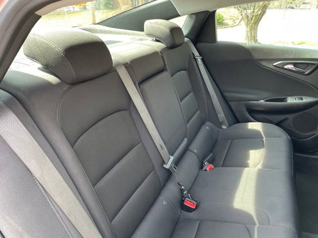 Used 2024 Chevrolet Malibu LT image 36