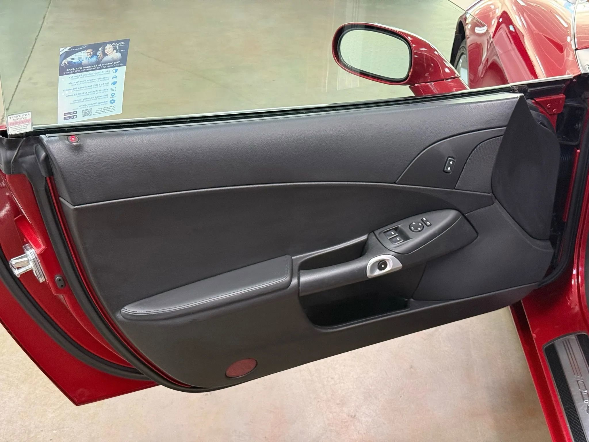 Used 2012 Chevrolet Corvette Grand Sport w/ Roof Package image 18