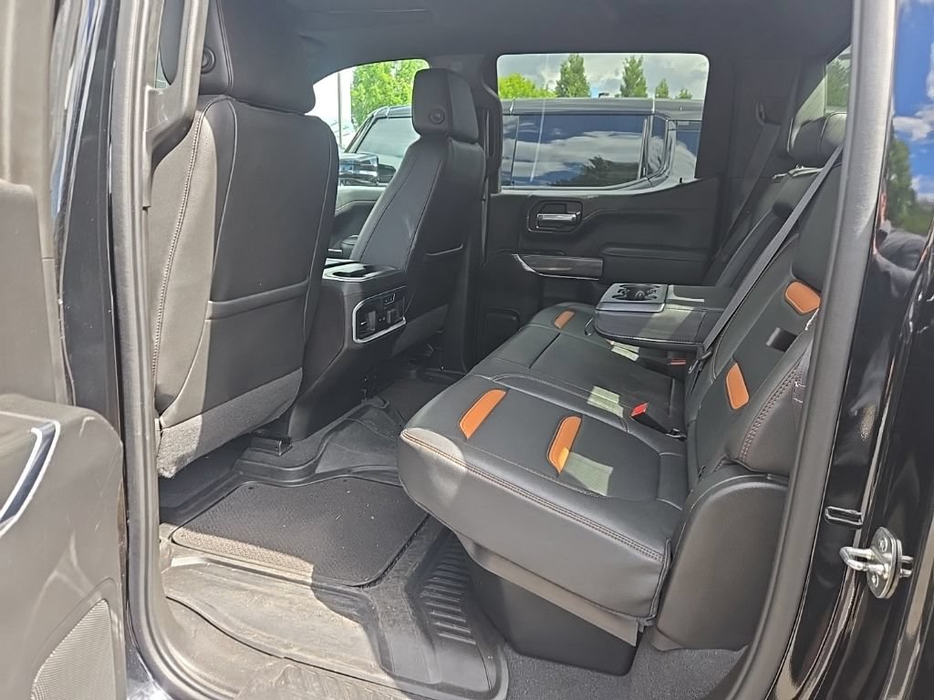 Used 2021 GMC Sierra 1500 AT4 w/ AT4 Value Package AWD/4WD image 6
