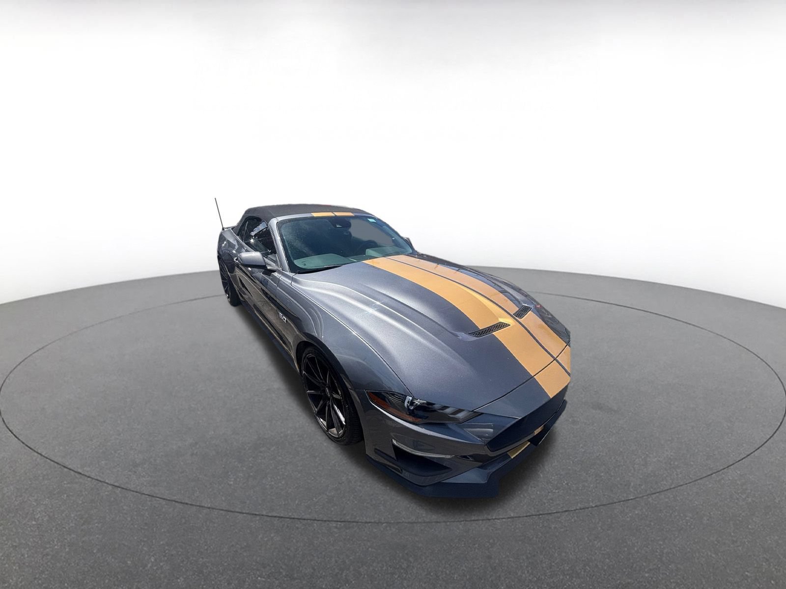 Used 2022 Ford Mustang GT Premium w/ GT Performance Package RWD image 3