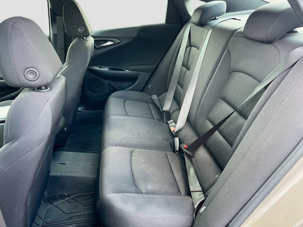 Used 2024 Chevrolet Malibu LS FWD image 22