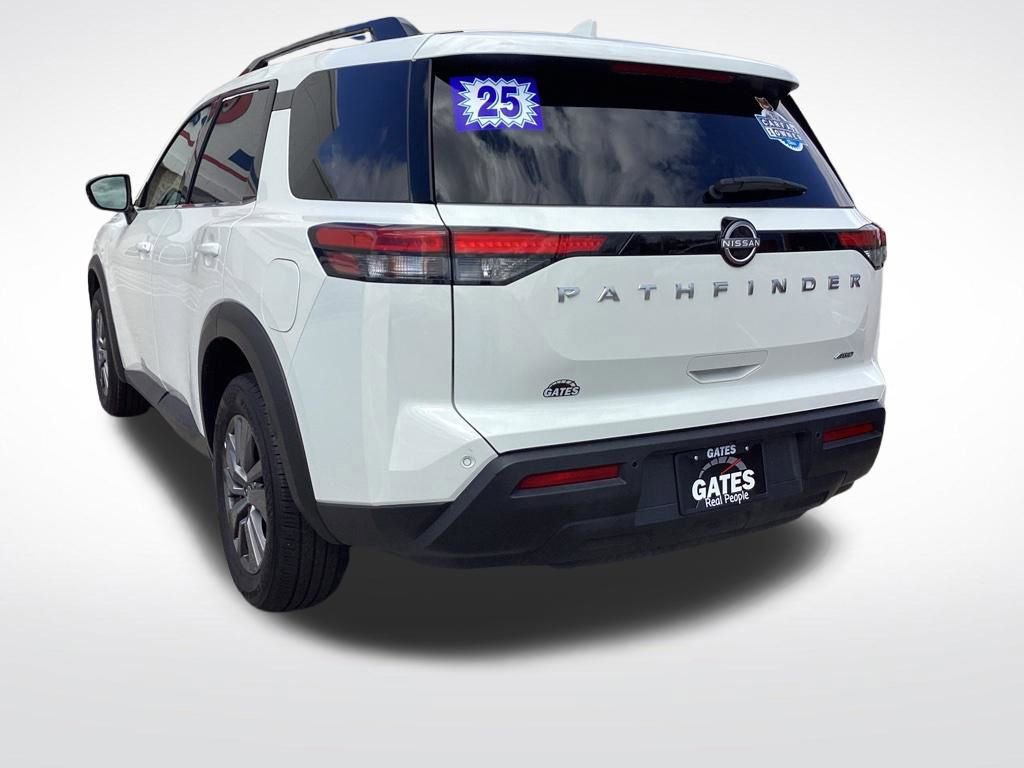 Used 2025 Nissan Pathfinder SV AWD/4WD image 9