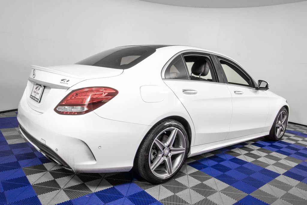 Used 2016 Mercedes-Benz C 300 Sedan image 4