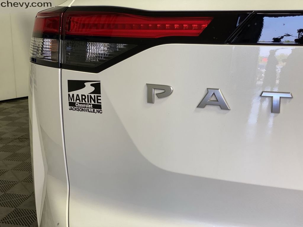 Used 2024 Nissan Pathfinder SL w/ SL Premium Package AWD/4WD image 39