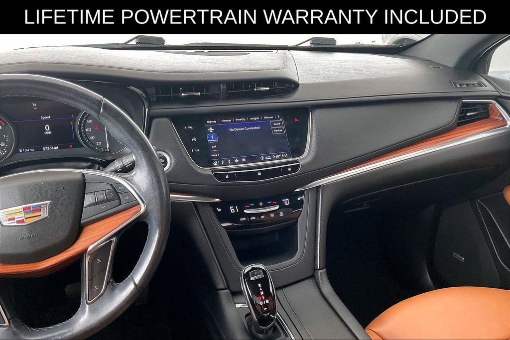 Used 2020 Cadillac XT5 Premium Luxury FWD image 8