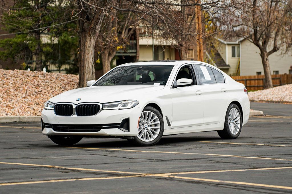 Used 2022 BMW 530i xDrive w/ Convenience Package image 1