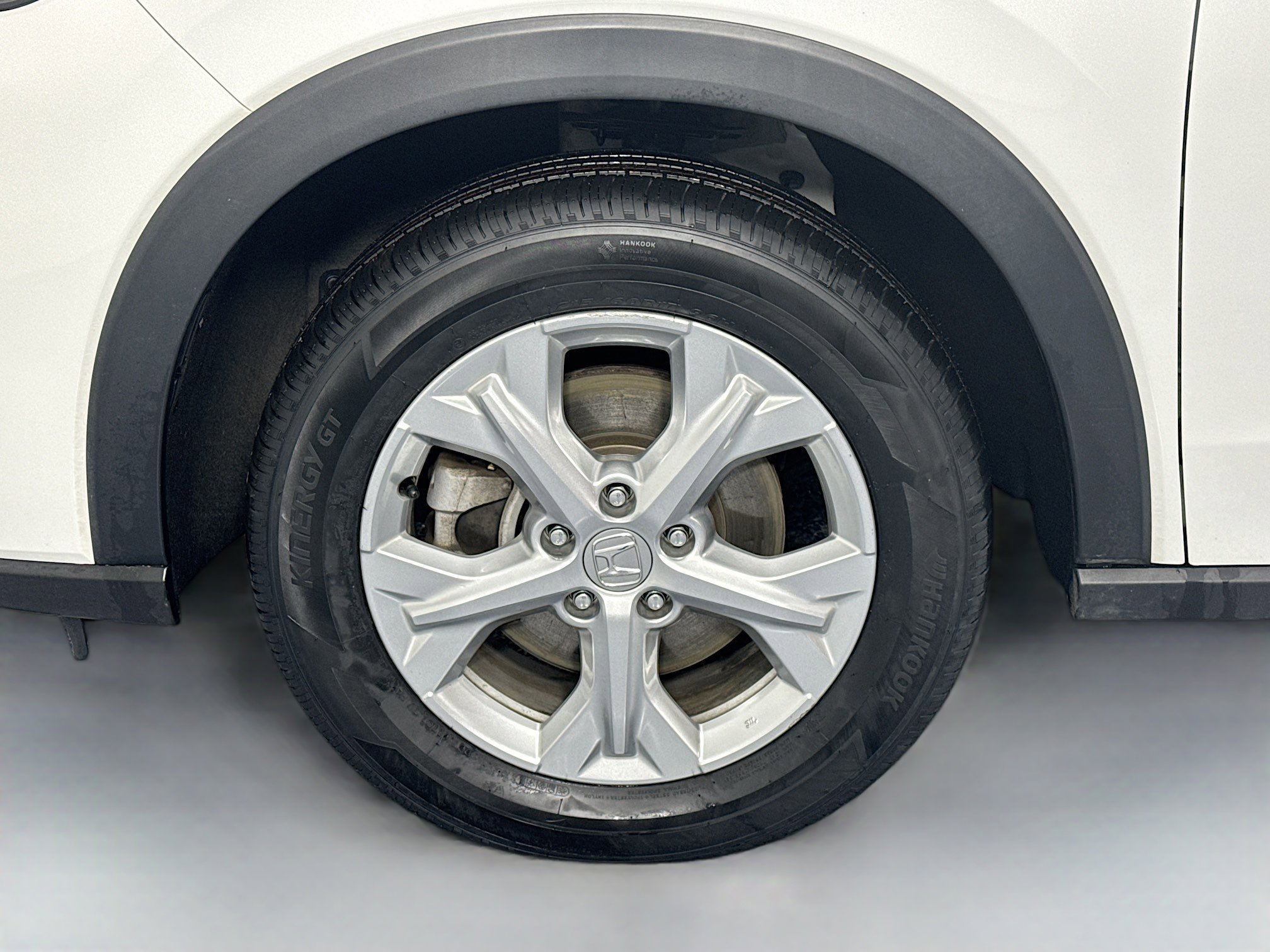 Certified 2023 Honda HR-V LX image 28