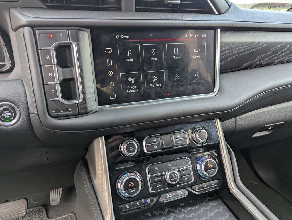 Used 2023 GMC Yukon Denali AWD/4WD image 24