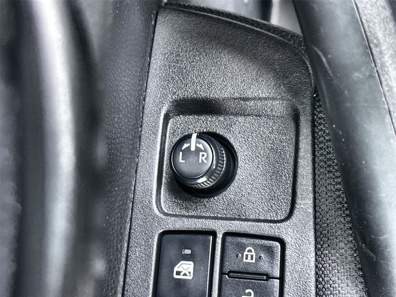 Used 2024 Toyota Corolla LE FWD image 13