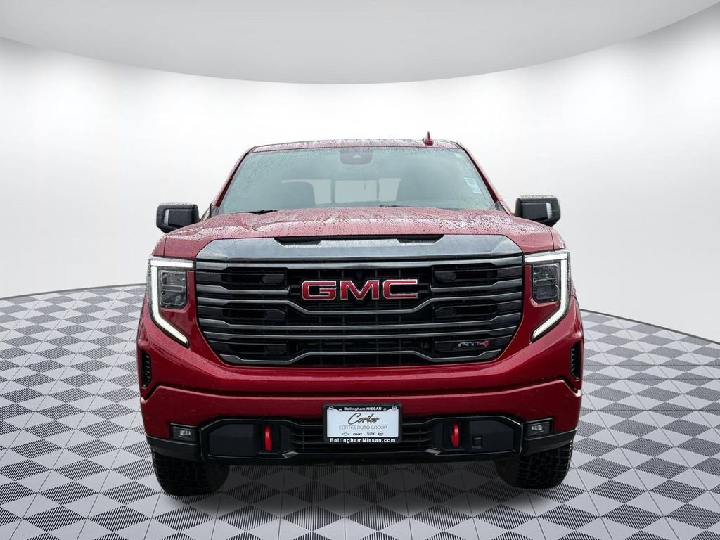 Used 2022 GMC Sierra 1500 AT4 w/ AT4 Preferred Package image 2