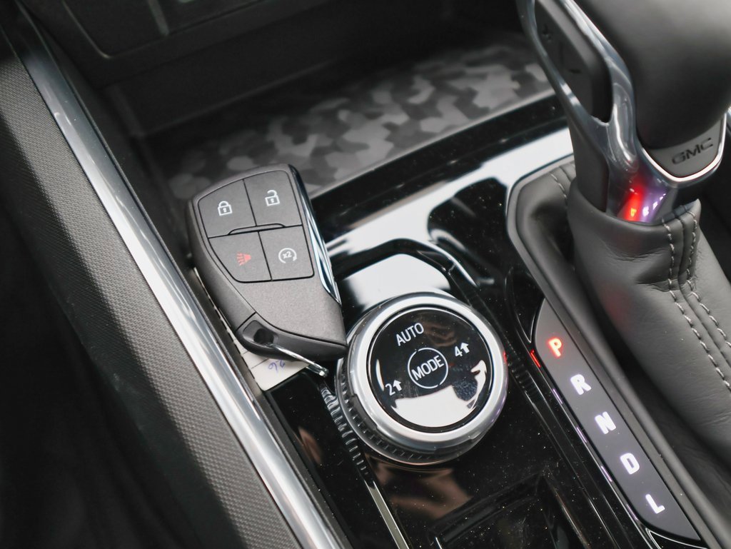 New 2026 GMC Canyon Elevation w/ Convenience Package image 21