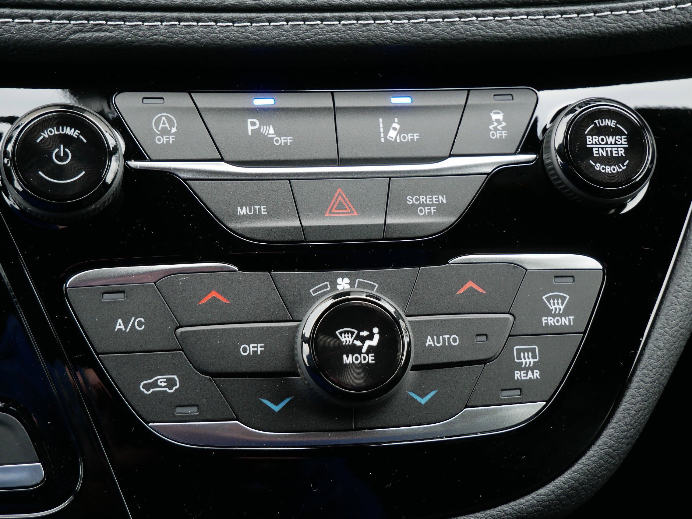 New 2026 Chrysler Pacifica Select w/ S Appearance Package AWD/4WD image 19