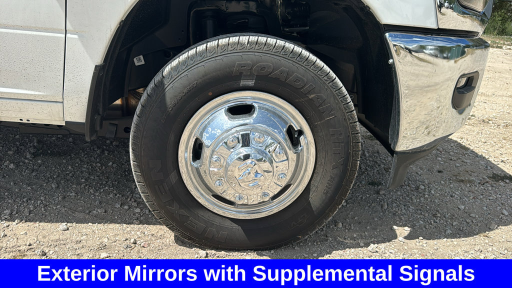 New 2026 RAM 3500 Tradesman w/ Chrome Appearance Group A AWD/4WD image 9