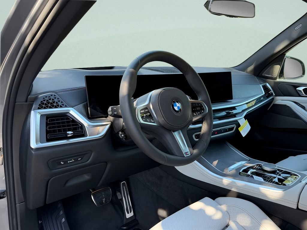 New 2026 BMW X5 sDrive40i w/ M Sport Package RWD image 11
