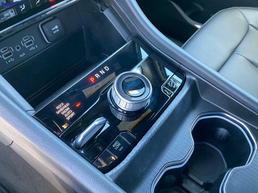 New 2024 Jeep Grand Cherokee Limited 4xe image 17