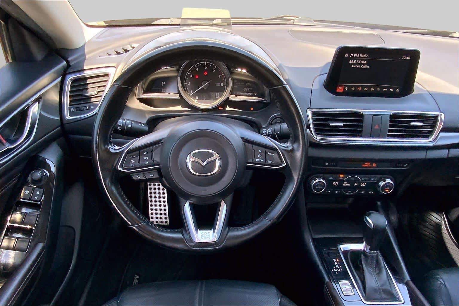 Used 2018 MAZDA MAZDA3 Grand Touring FWD image 6