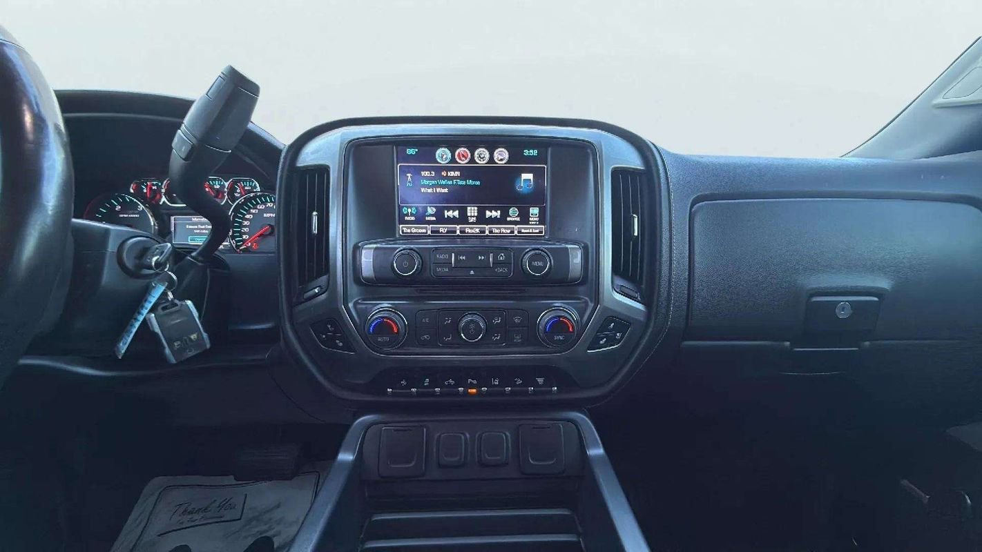 Used 2017 Chevrolet Silverado 3500 LTZ w/ Duramax Plus Package image 10