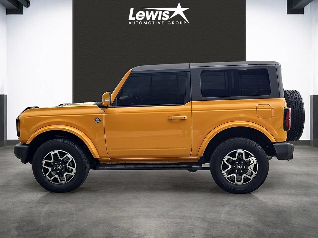 Used 2022 Ford Bronco Outer Banks AWD/4WD image 2