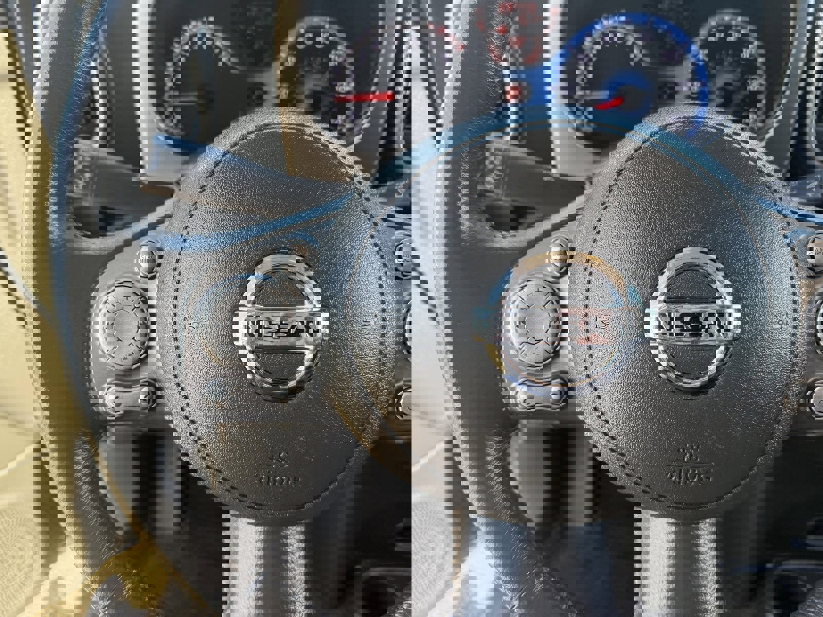 Used 2010 Nissan Cube 1.8 S Krom Edition w/ Interior Designer Pkg image 25