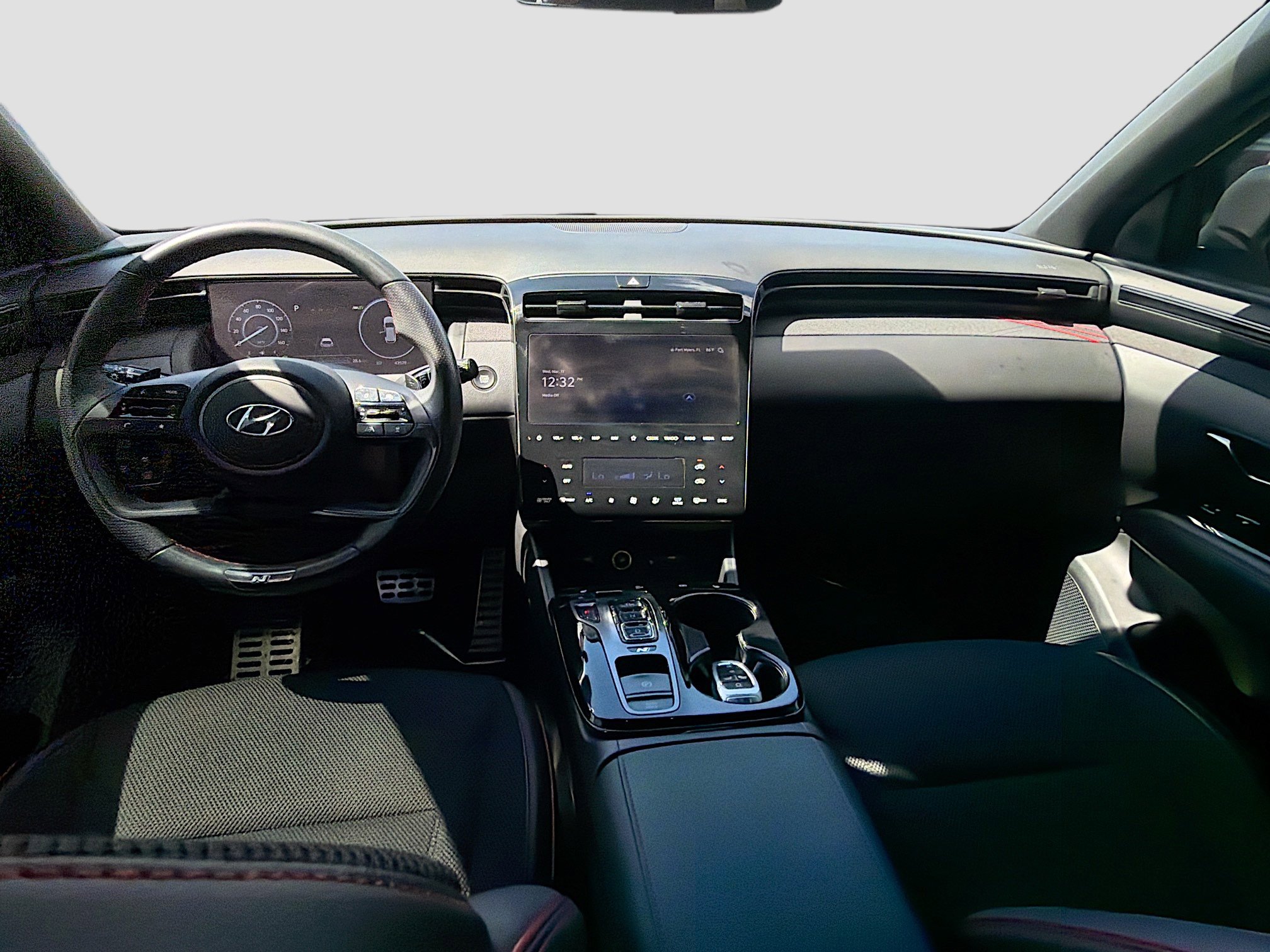 Used 2024 Hyundai Tucson N Line image 17