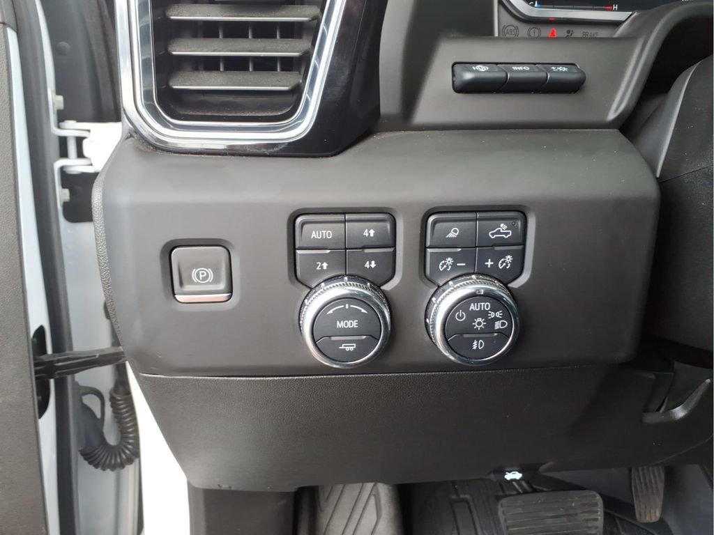 Used 2024 GMC Sierra 2500 Denali w/ Denali Reserve Package image 21