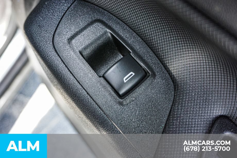 Used 2022 Chevrolet Equinox RS w/ RS Leather Package FWD image 59