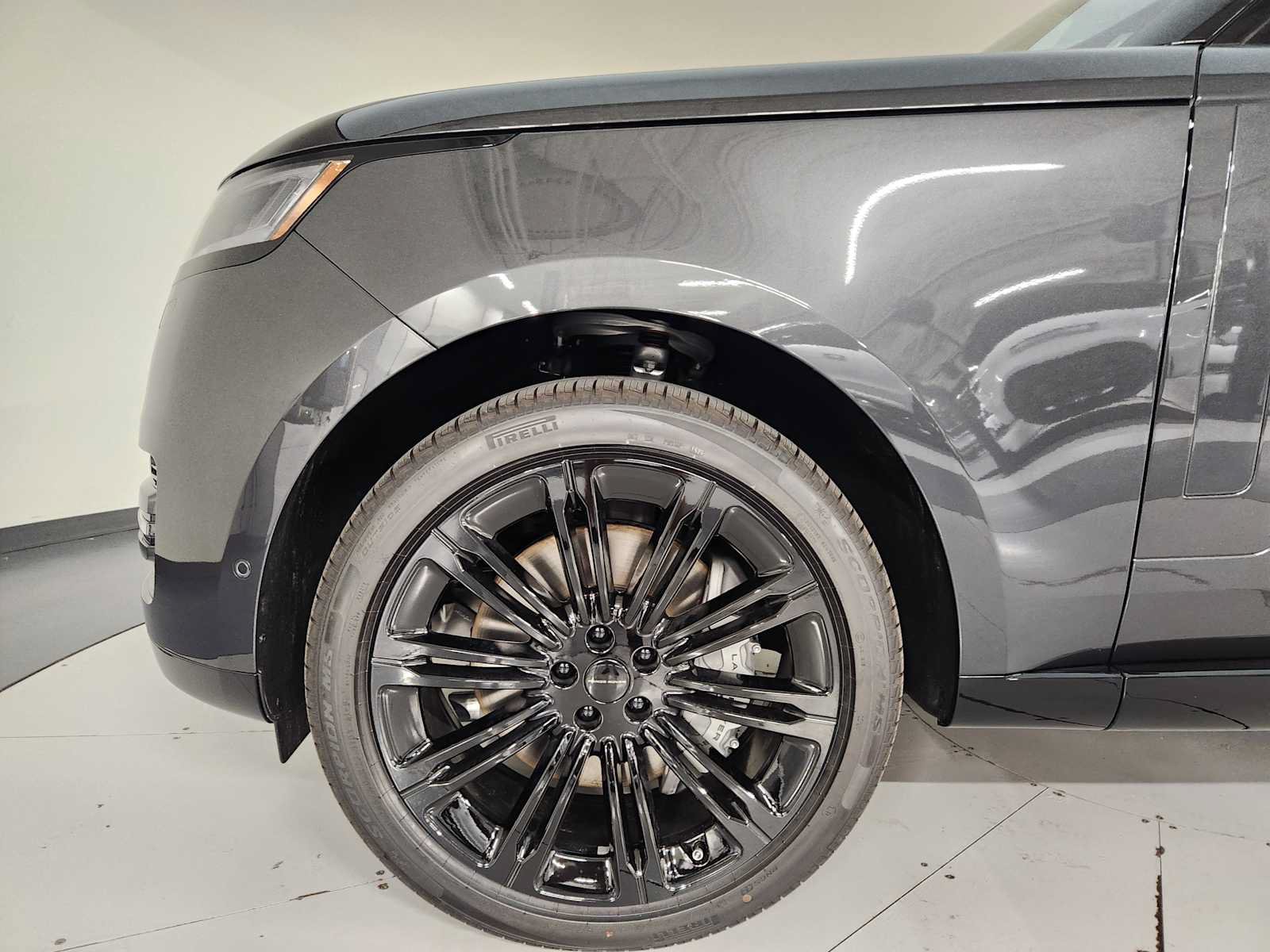 New 2026 Land Rover Range Rover SE AWD/4WD image 11