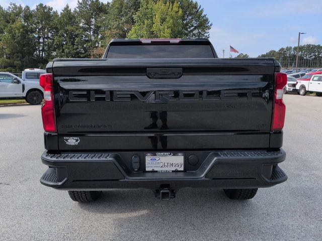 Used 2022 Chevrolet Silverado 1500 LT Trail Boss w/ LPO, Dark Essentials Package AWD/4WD image 6