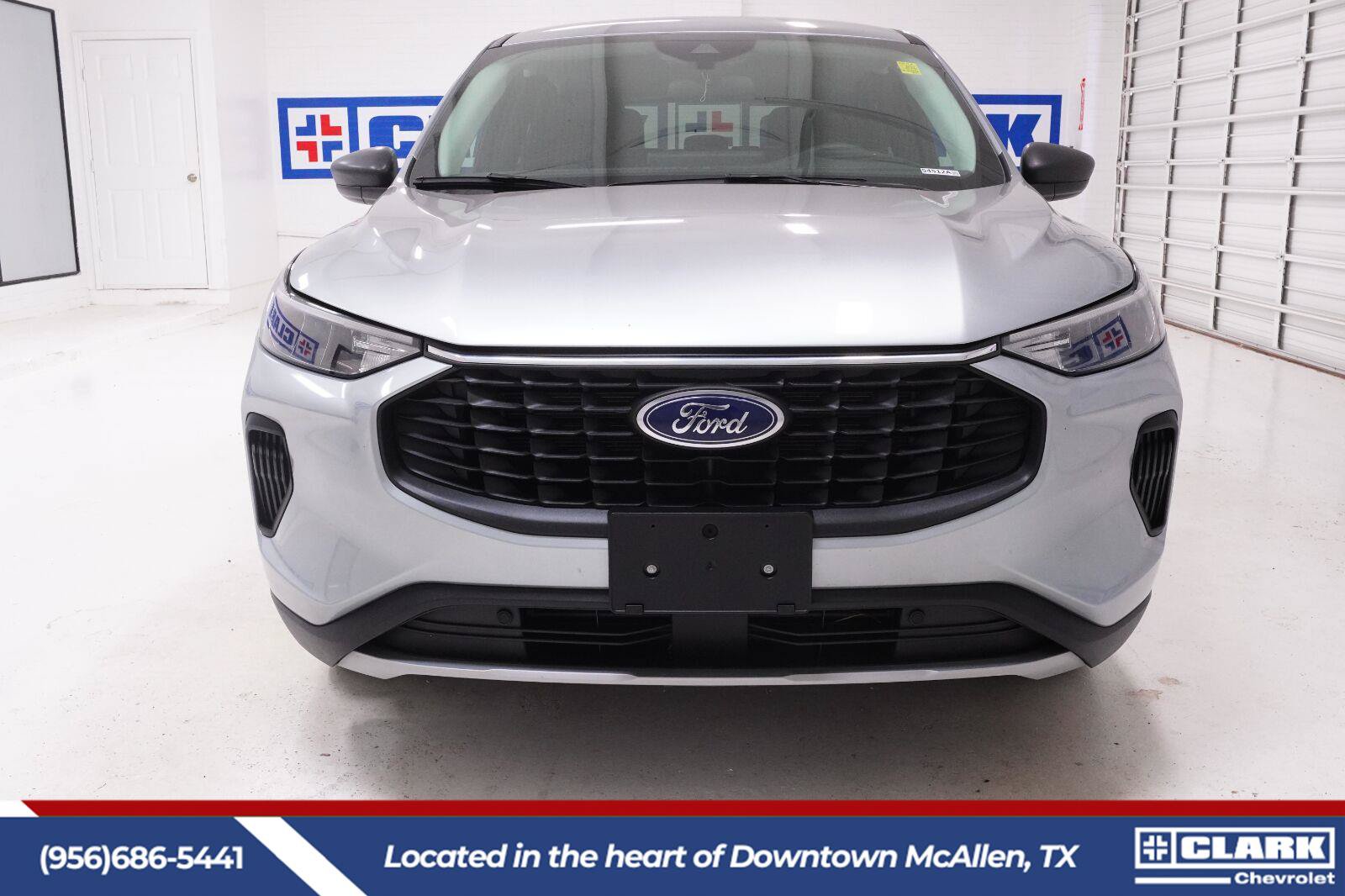 Used 2024 Ford Escape Active w/ Tech Pack #1 FWD image 2