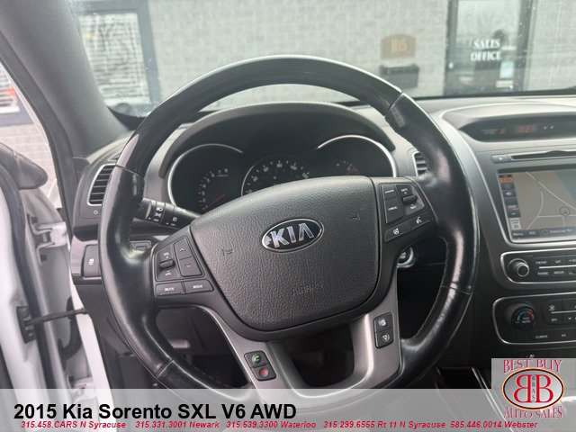 Used 2015 Kia Sorento SX image 20