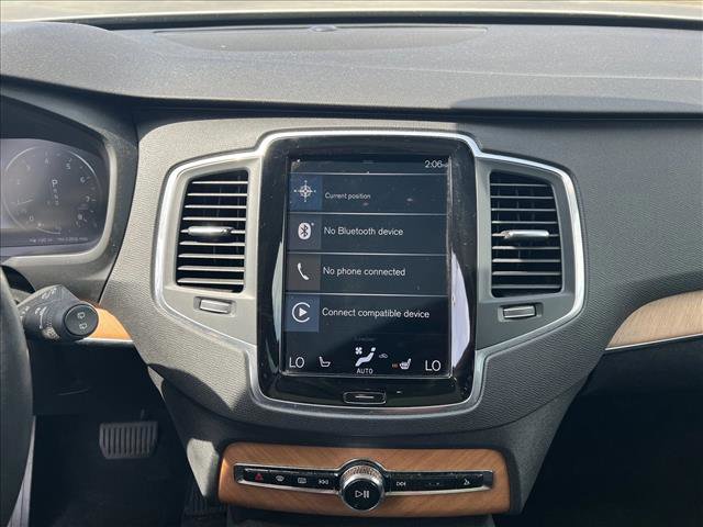 Used 2021 Volvo XC90 T6 Momentum image 22