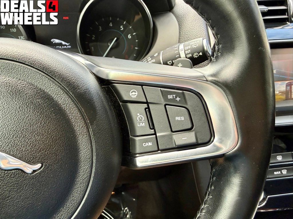 Used 2018 Jaguar F-PACE Prestige AWD/4WD image 27